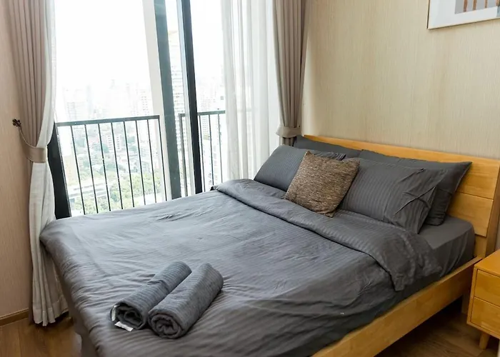 Lux 2br - 5 Mins Walk To Bts Phrom Phong *