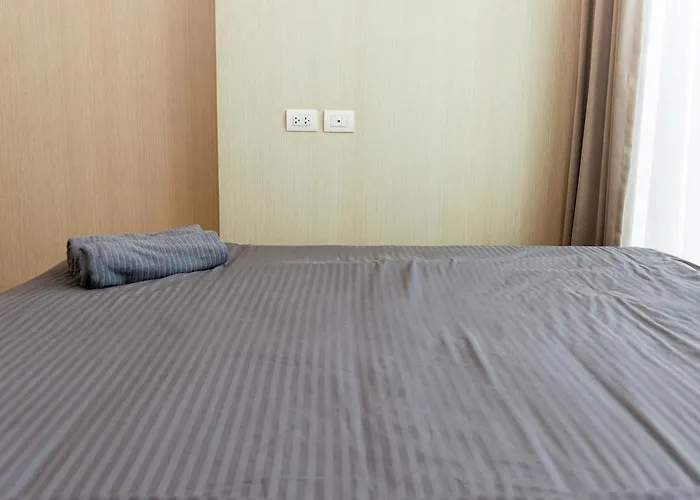 Lux 2br - 5 Mins Walk To Bts Phrom Phong *