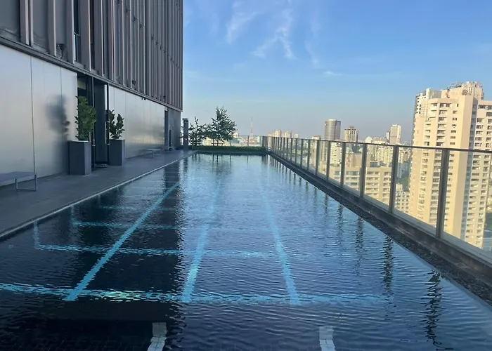 Lux 2br - 5 Mins Walk To Bts Phrom Phong *