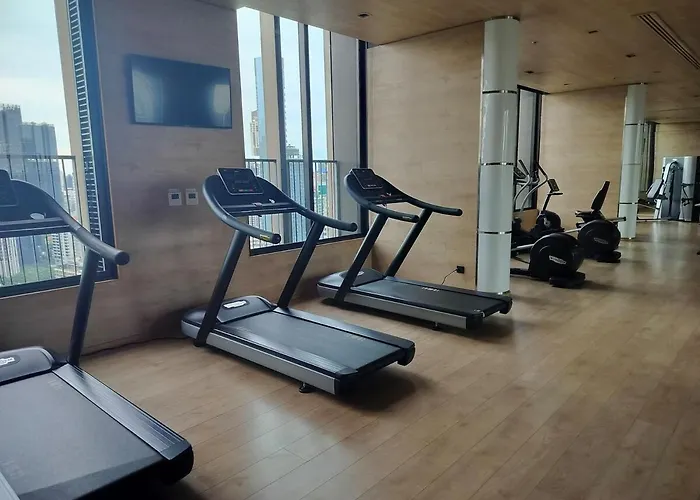 Lux 2br - 5 Mins Walk To Bts Phrom Phong