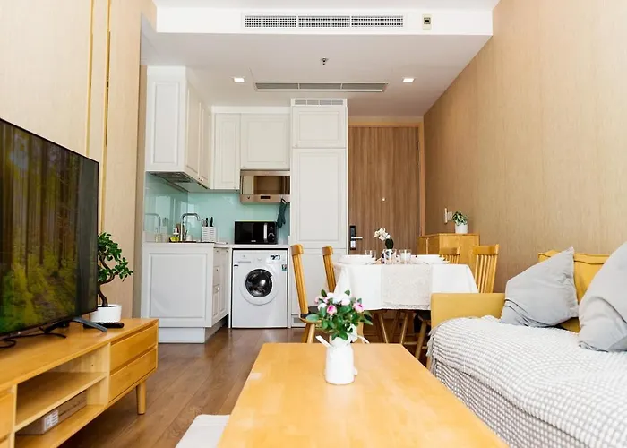 Lux 2br - 5 Mins Walk To Bts Phrom Phong *